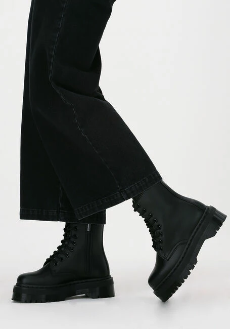 Dr martens vegan jadon ii mono bottines à lacets en noir 6 Dr martens vegan jadon ii mono bottines à lacets en noir – Image 6