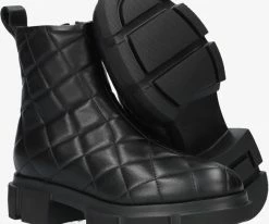 Copenhagen studios cph48 bottillons en noir 9 Copenhagen studios cph48 bottillons en noir -Bottes Femme Soldes 121125 4