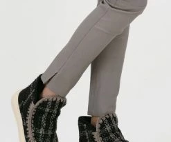 Mou eskimo sneaker bottes fourrure en noir -Bottes Femme Soldes 123255 8