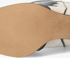 Toral aime bottes hautes en noir 9 Toral aime bottes hautes en noir -Bottes Femme Soldes 227870 4