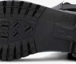 Tommy hilfiger ankle rainboot metal detail bottes en caoutchouc en noir 8 Tommy hilfiger ankle rainboot metal detail bottes en caoutchouc en noir -Bottes Femme Soldes 228418 4