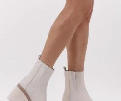 Guess vaneta bottines chelsea en blanc 11 Guess vaneta bottines chelsea en blanc -Bottes Femme Soldes 230819 8