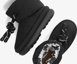 Ugg w classic maxi short bottillons en noir 10 Ugg w classic maxi short bottillons en noir -Bottes Femme Soldes 234497 5