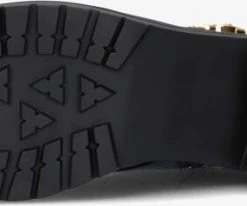 Michael kors rory lug bootie bottines à lacets en noir 8 Michael kors rory lug bootie bottines à lacets en noir -Bottes Femme Soldes 235557 4