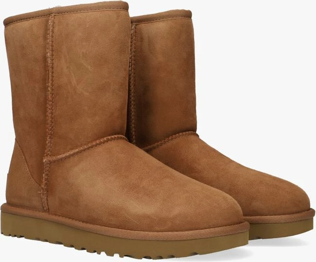 Ugg chaussure classic short ii en camel 2 Ugg chaussure classic short ii en camel – Image 2