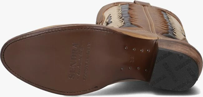 Brown sendra shoe 14144 4 Brown sendra shoe 14144 – Image 4